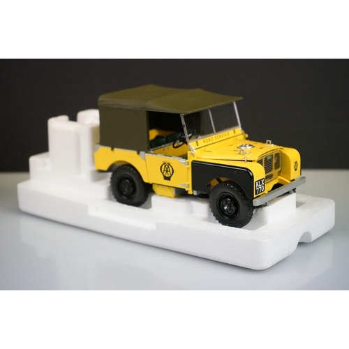 1014 - Two boxed Paul's Model Art Minichamps 1/18 diecast models to include ltd edn Land Rover AA Road Serv... 