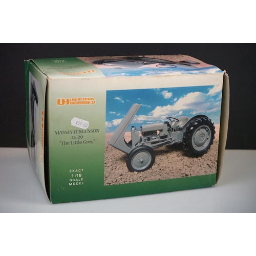 1015 - Two boxed Universal Hobbies 1/16 diecast models to include UH2698U Massey Ferguson 135 and UH2690 Fe... 