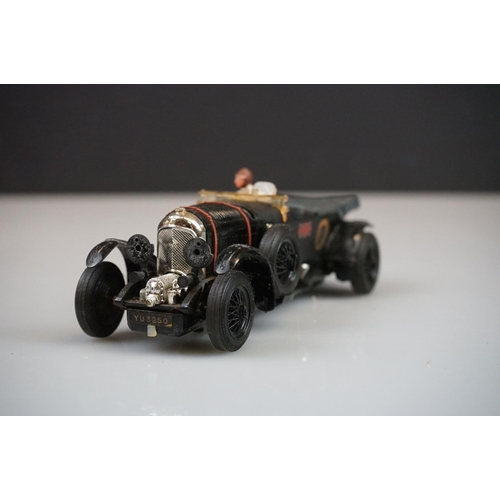 1030 - Boxed Triang Scalextric Vintage Racing Car Bentley C64 in black with driver, showing wear, gd overal... 