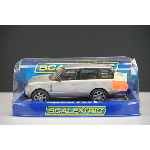 1032 - Cased Scalextrix C2819 Range Rover 