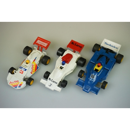 1047 - Around 30 Scalextric slot cars to include F1 & Sport examples, circa 1980s onwards plus 6 x empty ca... 