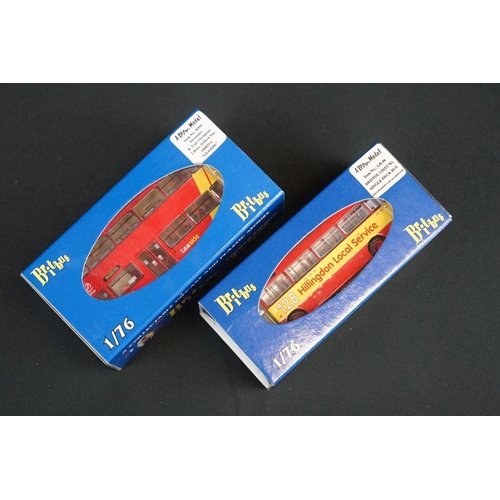 1073 - 14 Cased & boxed Britbus 1:76 ltd edn diecast bus models with certificates, to include R402, R503, A... 