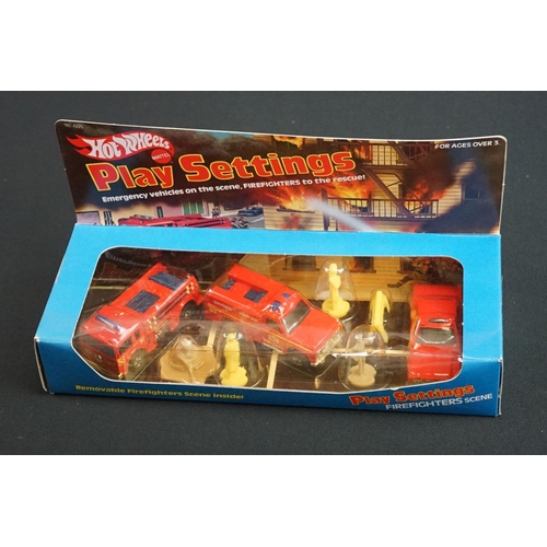 1082 - 10 Boxed diecast models and model sets to include Dinky Convoy Series 399, Mattel Hot Wheels Play Se... 