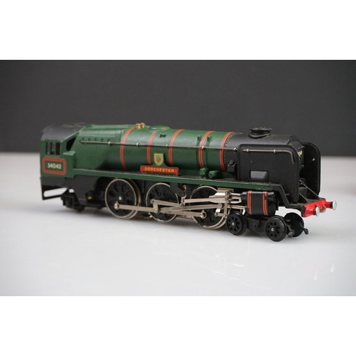 241 - Boxed Hornby Dublo 3235 4-6-2 SR West County Locomotive Dorchester & Tender, with paperwork