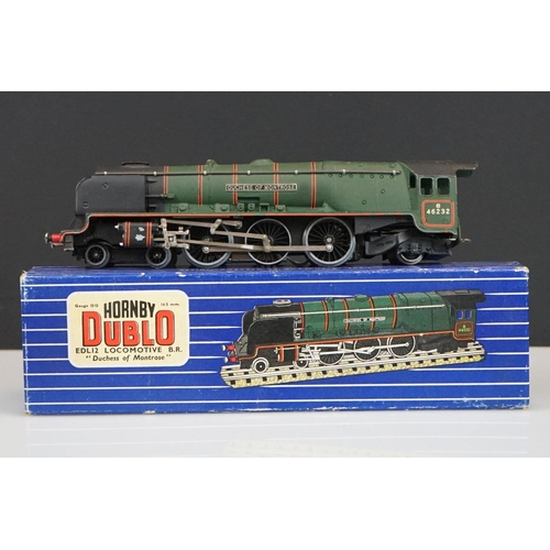 242 - Two boxed Hornby Dublo locomotives to include EDLT20 Bristol Castle and EDL12 Duchess of Montrose