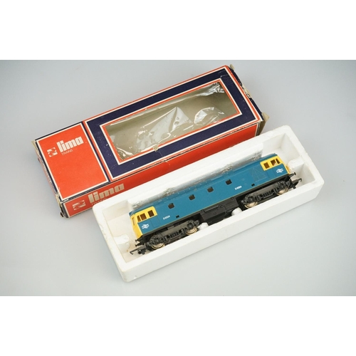 249 - Three boxed OO gauge locomotives to include Hornby R154 SR Loco Sir Dinadan and 2 x Lima and 2 unbox... 