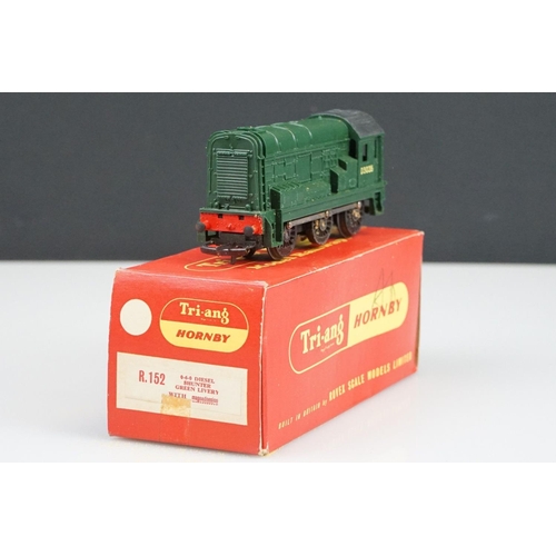 253 - Five boxed Triang OO gauge locomotives to include R153 0-6-0 Saddle Tank Loco electric, R152 0-6-0 D... 