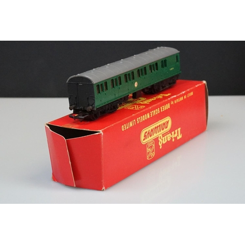 253 - Five boxed Triang OO gauge locomotives to include R153 0-6-0 Saddle Tank Loco electric, R152 0-6-0 D... 