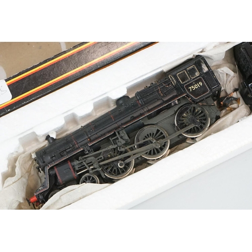 254 - Eight OO gauge locomotives with un-associated boxes to include Horny Dublo 2-8-0 with tender, Lima 0... 