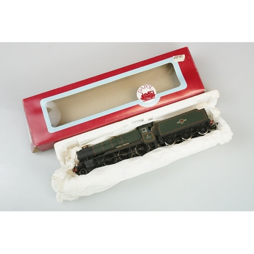 254 - Eight OO gauge locomotives with un-associated boxes to include Horny Dublo 2-8-0 with tender, Lima 0... 