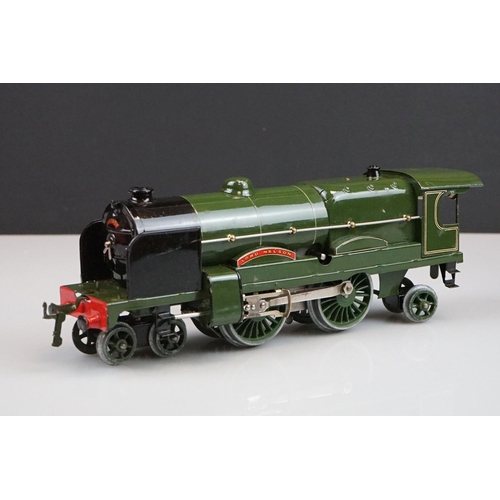 259 - Boxed Hornby O gauge Lord Nelson 4-4-2 SR No 3C Locomotive in green livery, with key, paperwork and ... 