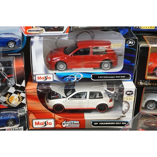 1133 - Around 35 boxed/carded/cased diecast models to include Maisto, Corgi, Matchbox, Majorette etc, dieca... 