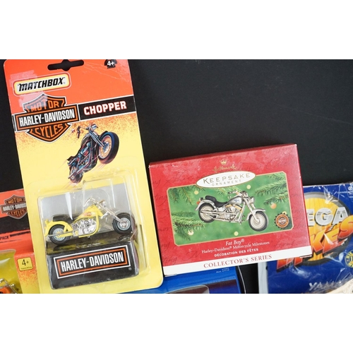 1134 - 28 Boxed & carded diecast model motorbikes to include Mattel Hot Wheels, Matchbox Harley Davidson an... 