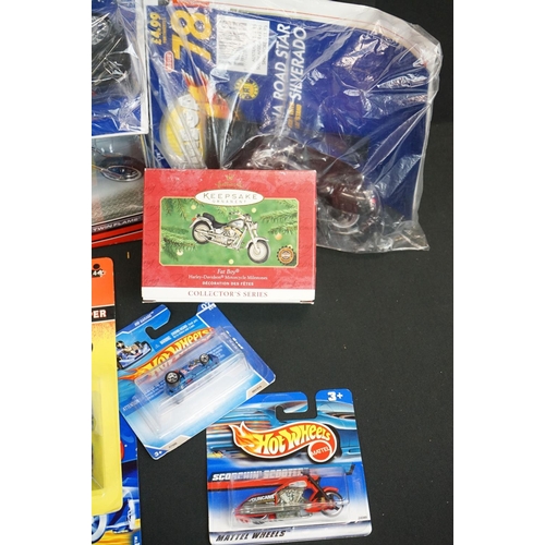 1134 - 28 Boxed & carded diecast model motorbikes to include Mattel Hot Wheels, Matchbox Harley Davidson an... 