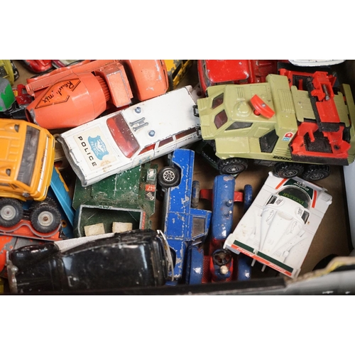 1151 - Collection of boxed & unboxed play worn diecast models to include Matchbox, Solido, Corgi, Burago et... 