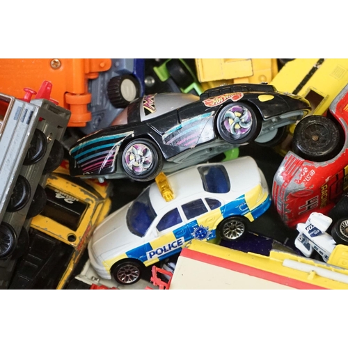 1156 - Quantity of play worn diecast models to include Mattel Hot Wheels & Matchbox, together with 11 x box... 