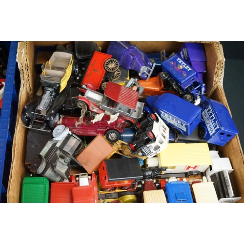 1159 - Collection of diecast models, mainly Lledo Promotional and Matchbox Models of Yesteryear, together w... 