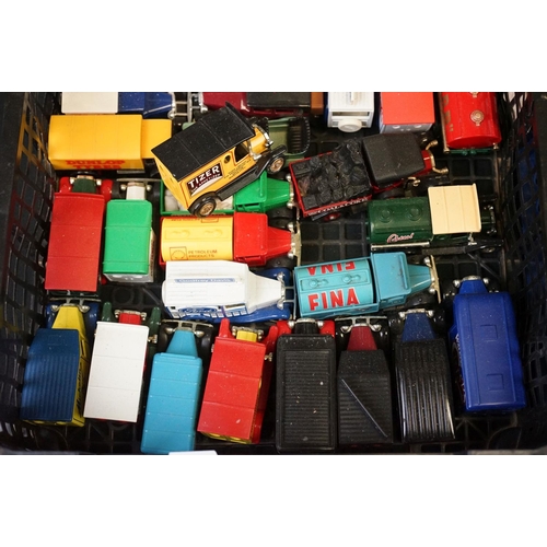 1159 - Collection of diecast models, mainly Lledo Promotional and Matchbox Models of Yesteryear, together w... 