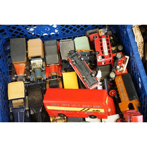 1159 - Collection of diecast models, mainly Lledo Promotional and Matchbox Models of Yesteryear, together w... 