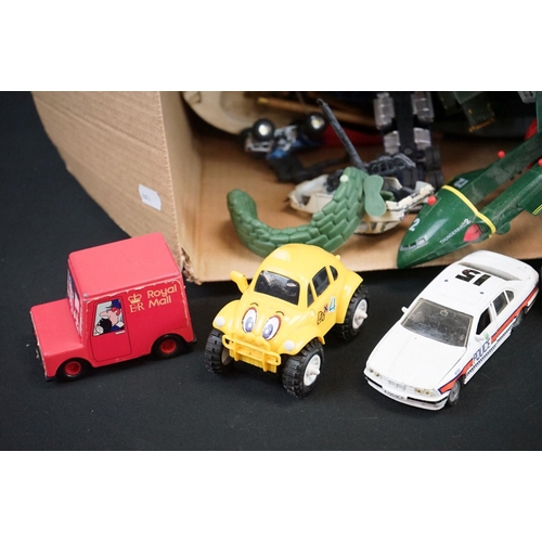 1165 - Collection of plastic, tin plate & diecast models to include Britains, ERTL, Triang etc plus a quant... 