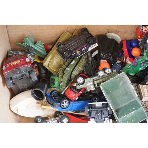 1165 - Collection of plastic, tin plate & diecast models to include Britains, ERTL, Triang etc plus a quant... 