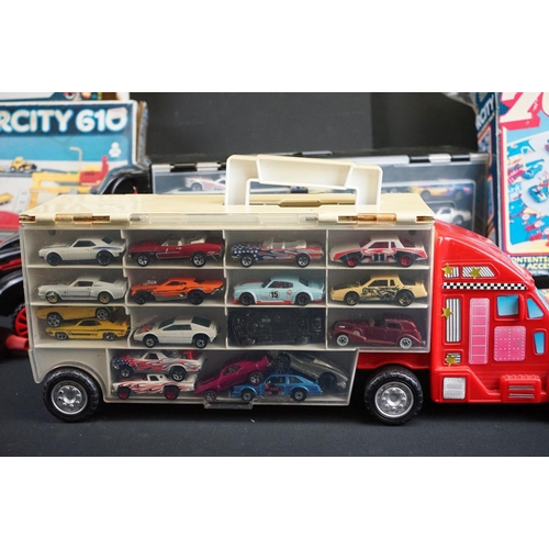 1168 - Five boxed Matchbox playsets to include MC-70 Motorcity 70 Piece Carry Pack, S-100 Smash 