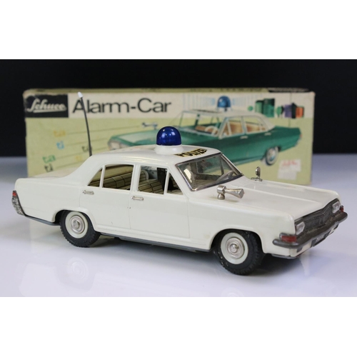 1263 - Boxed Schuco Alarm-Car 5340 Opel Admiral tin plate Police car in white, with aerial, blue light and ... 