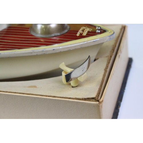 1277 - Boxed Schuco Elektro Nautico 5550 tin plate model boat with captain, vg condition with some paint lo... 