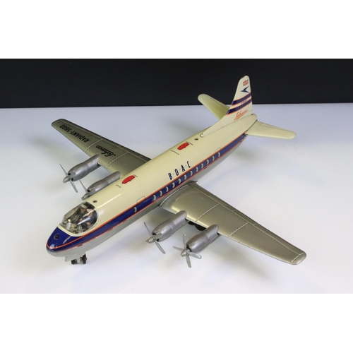 1281 - Boxed Schuco Elektro Radiant 5600 BOAC Airliner, tin plate, battery operated, model in vg condition ... 