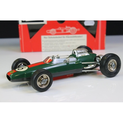 1288 - Boxed Schuco 1071 Lotus Climax 33 Formal 1 mode in green, race number 6, vg