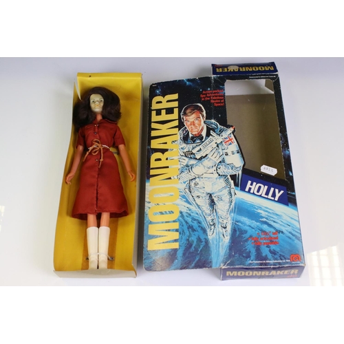 1388 - Boxed Mego Moonraker James Bond 007 Holly 12.5