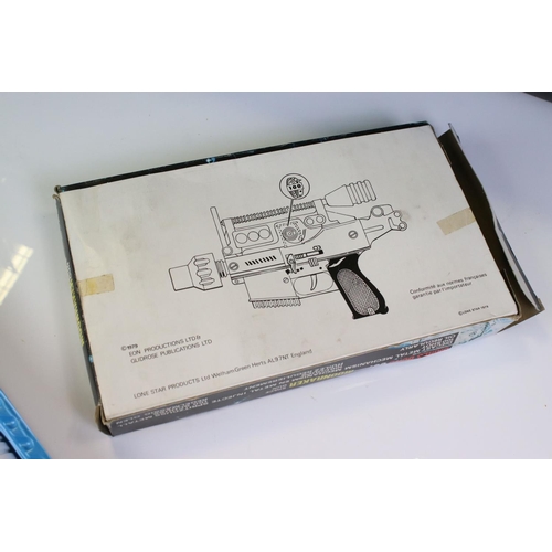 1391 - Original boxed Lone Star James Bond 007 Moonraker Space Gun, showing some paint loss, fair box