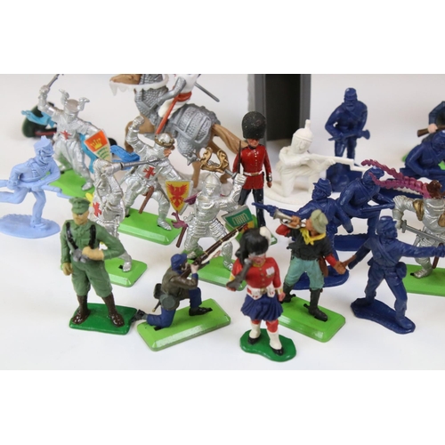 1311 - Collection of plastic figures and soldiers to include Britains Deetail, Timpo, Cherilia and unmarked... 