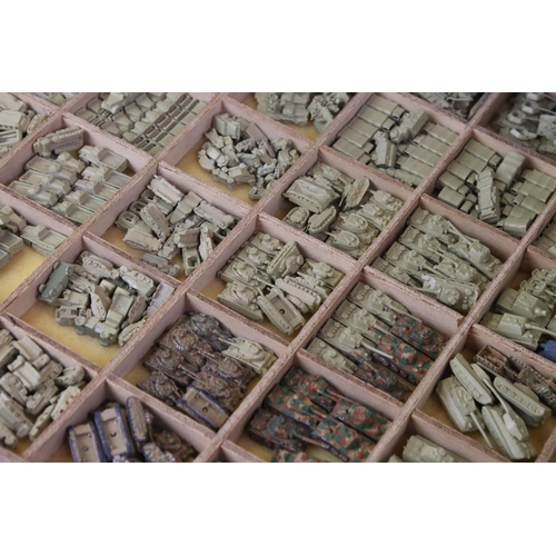 1312 - Large quantity of miniature military vehicles, mainly tanks, plus a quantity of various plastic figu... 