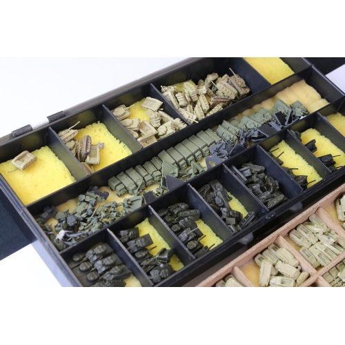 1312 - Large quantity of miniature military vehicles, mainly tanks, plus a quantity of various plastic figu... 