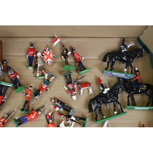 1325 - Quantity of metal figures to include various Britains examples, mainly contemporary examples, variou... 