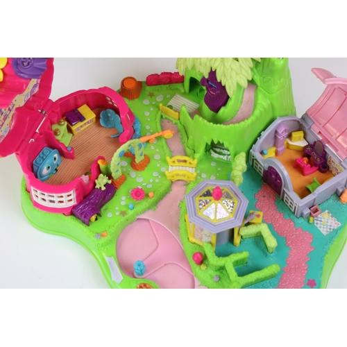 1409 - Two Bluebird Polly Pocket play sets to include 1996 Magical Movin' Pollyville and a 1997 Magical Mov... 