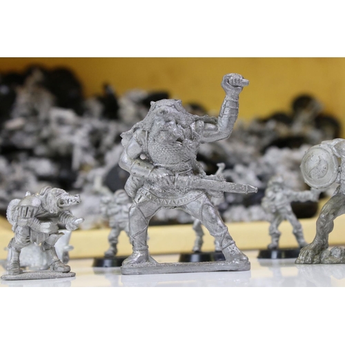 1411 - Games Workshop - Large quantity of vintage unpainted Games Workshop & other war gaming metal figures... 