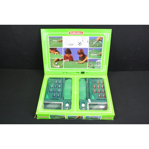 1345 - Subbuteo - Five boxed LW Subbuteo sets mainly late 80s/early 90s, some replacement parts/teams but c... 