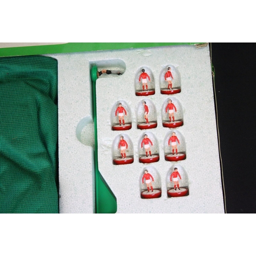 1345 - Subbuteo - Five boxed LW Subbuteo sets mainly late 80s/early 90s, some replacement parts/teams but c... 