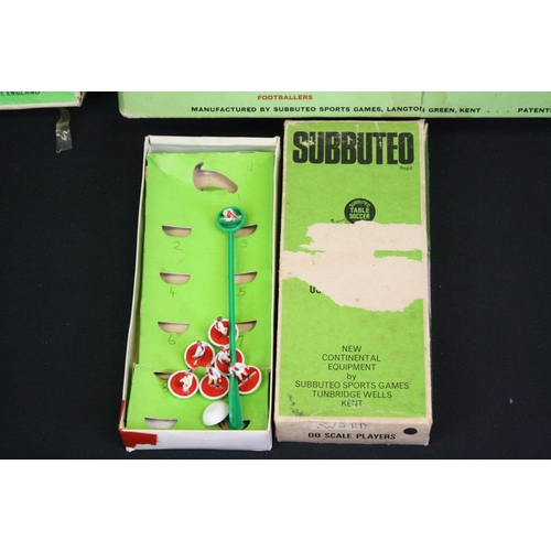 1347 - Subbuteo - Quantity of play worn HW Subbuteo to include 2 x box sets (Continental Display & Display ... 