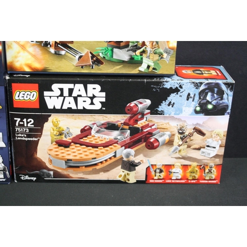 1425 - Star Wars - Five boxed Lego Star Wars sets to include 9490 Droid Escape, 9488 Elite Clone Trooper & ... 