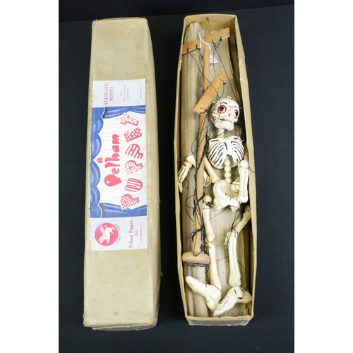 333 - Original boxed Pelham Puppet Skeleton puppet in a gd condition with some string tangle & wear, fair ... 