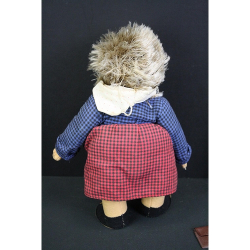 335 - Steiff Mecki hedgehog plus a Hermann Bear with tag and a felt & wire doll (3)