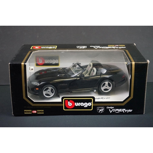 1090 - Seven boxed Burago 1/18 diecast Dodge Viper models to include 3030, 2 x 3065, 3075, 3025, 303 & 3490... 