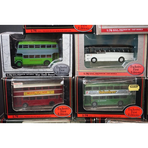 1092 - 18 Boxed EFE Exclusive First Editions diecast models, featuring War Time Buses 26325, Alexander Atla... 