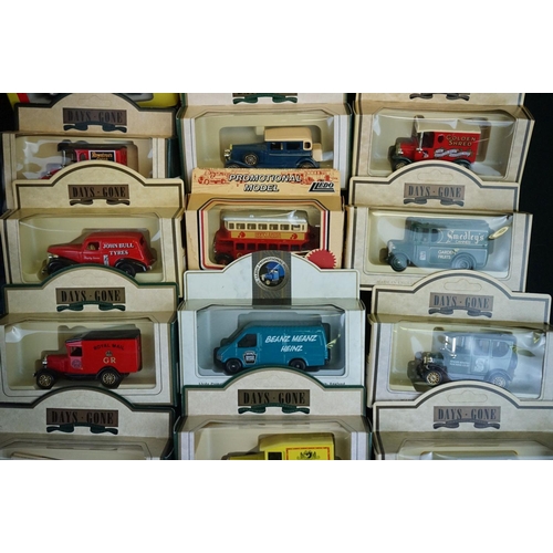 1095 - Quantity of boxed & unboxed diecast models to include boxed Lledo & Shell, play worn Matchbox SuperK... 