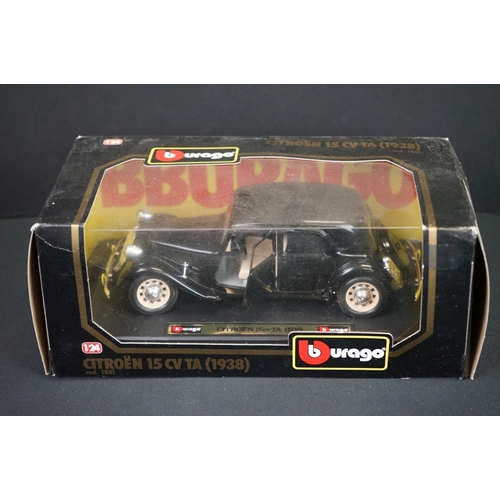 1102 - 11 Boxed Burago 1/24 diecast models to include 1560 Porsche 911 Carrera Racing, 1504 Volkswagen New ... 