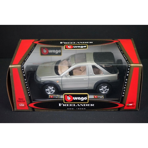 1102 - 11 Boxed Burago 1/24 diecast models to include 1560 Porsche 911 Carrera Racing, 1504 Volkswagen New ... 