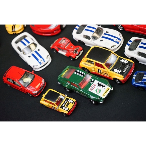 1104 - Over 40 diecast models featuring various scales to include Maisto, Burago etc